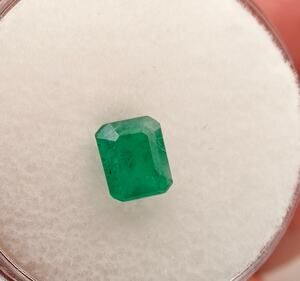 0.70ct Brazilian Emerald Faceted Emerald Cut Gemstone $70 OBO